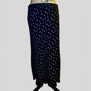 Rachel Zoe A-line Black Floral Midi Skirt – Size 10